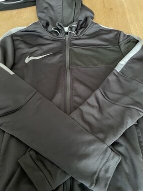 Nike Men's dark gray Hooded Full-Zip Jacket